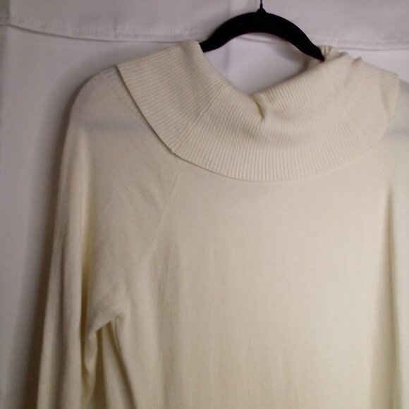 Guess Sweater Tunic Women L Long Sleeve Cowl Neck Zip Sides Off White - Picture 14 of 16